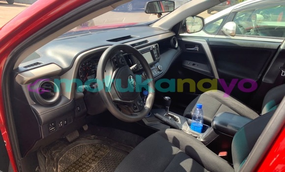 Acheter Neuf Voiture Toyota RAV4 Rouge à Kinshasa, Kinshasa Acheter Neuf Voiture Toyota RAV4 Rouge à Kinshasa, Kinshasa