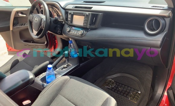 Acheter Neuf Voiture Toyota RAV4 Rouge à Kinshasa, Kinshasa Acheter Neuf Voiture Toyota RAV4 Rouge à Kinshasa, Kinshasa