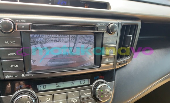 Acheter Neuf Voiture Toyota RAV4 Rouge à Kinshasa, Kinshasa Acheter Neuf Voiture Toyota RAV4 Rouge à Kinshasa, Kinshasa