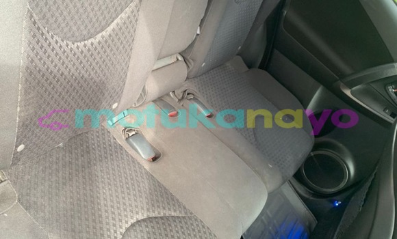 Acheter Neuf Voiture Toyota Vanguard Rouge à Kinshasa, Kinshasa Acheter Neuf Voiture Toyota Vanguard Rouge à Kinshasa, Kinshasa