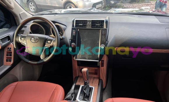 Acheter Occasion Voiture Toyota Prado Noir à Kinshasa, Kinshasa Acheter Occasion Voiture Toyota Prado Noir à Kinshasa, Kinshasa