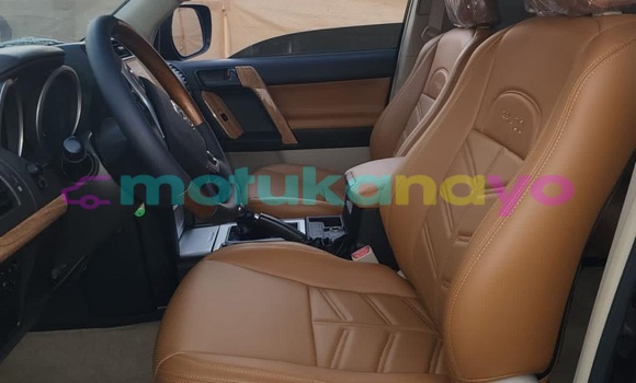 Acheter Neuf Voiture Toyota Prado Noir à Kinshasa, Kinshasa Acheter Neuf Voiture Toyota Prado Noir à Kinshasa, Kinshasa