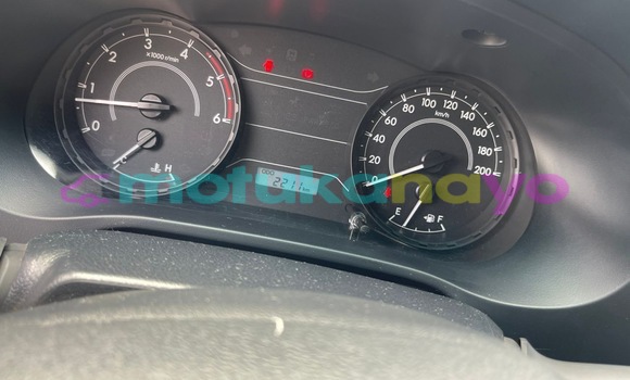 Acheter Occasion Voiture Toyota Hilux Blanc à Kinshasa, Kinshasa Acheter Occasion Voiture Toyota Hilux Blanc à Kinshasa, Kinshasa