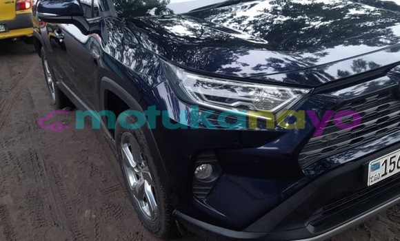 Acheter Neuf Voiture Toyota RAV4 Bleu à Kinshasa, Kinshasa Acheter Neuf Voiture Toyota RAV4 Bleu à Kinshasa, Kinshasa