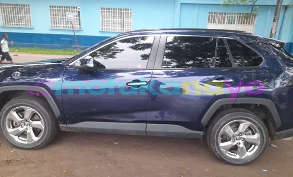 Acheter Neuf Voiture Toyota RAV4 Bleu à Kinshasa, Kinshasa Acheter Neuf Voiture Toyota RAV4 Bleu à Kinshasa, Kinshasa