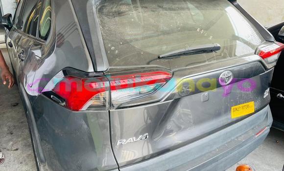 Acheter Occasion Voiture Toyota RAV4 Gris à Kinshasa, Kinshasa Acheter Occasion Voiture Toyota RAV4 Gris à Kinshasa, Kinshasa