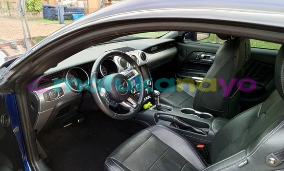 Acheter Occasion Voiture Ford Mustang Bleu à Kinshasa, Kinshasa Acheter Occasion Voiture Ford Mustang Bleu à Kinshasa, Kinshasa