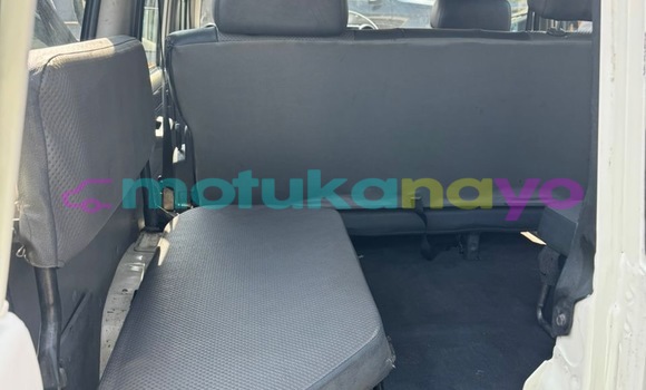 Acheter Occasion Voiture Toyota Land Cruiser Blanc à Kinshasa, Kinshasa Acheter Occasion Voiture Toyota Land Cruiser Blanc à Kinshasa, Kinshasa