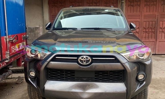 Acheter Occasion Voiture Toyota 4Runner Gris à Kinshasa, Kinshasa Acheter Occasion Voiture Toyota 4Runner Gris à Kinshasa, Kinshasa