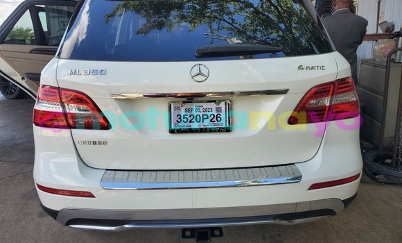 Acheter Occasion Voiture Mercedes‒Benz GL–Class Blanc à Kinshasa, Kinshasa Acheter Occasion Voiture Mercedes‒Benz GL–Class Blanc à Kinshasa, Kinshasa