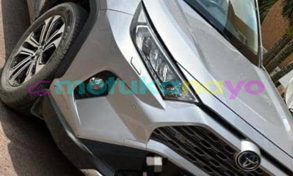 Acheter Neuf Voiture Toyota RAV4 Gris à Kinshasa, Kinshasa Acheter Neuf Voiture Toyota RAV4 Gris à Kinshasa, Kinshasa