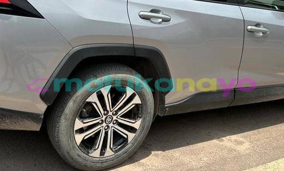 Acheter Neuf Voiture Toyota RAV4 Gris à Kinshasa, Kinshasa Acheter Neuf Voiture Toyota RAV4 Gris à Kinshasa, Kinshasa