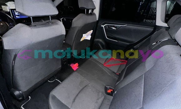 Acheter Neuf Voiture Toyota RAV4 Gris à Kinshasa, Kinshasa Acheter Neuf Voiture Toyota RAV4 Gris à Kinshasa, Kinshasa