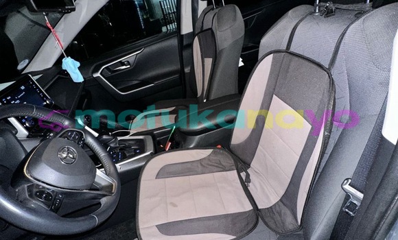 Acheter Neuf Voiture Toyota RAV4 Gris à Kinshasa, Kinshasa Acheter Neuf Voiture Toyota RAV4 Gris à Kinshasa, Kinshasa