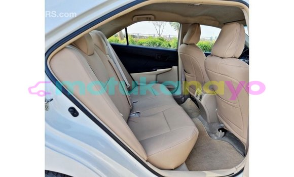 Buy Import Toyota Camry White Car in Import - Dubai in Bandundu Buy Import Toyota Camry White Car in Import - Dubai in Bandundu