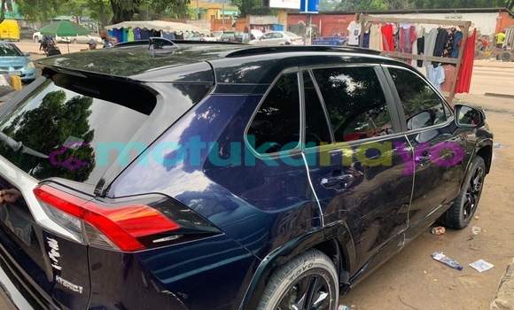 Acheter Neuf Voiture Toyota RAV4 Bleu à Kinshasa, Kinshasa Acheter Neuf Voiture Toyota RAV4 Bleu à Kinshasa, Kinshasa
