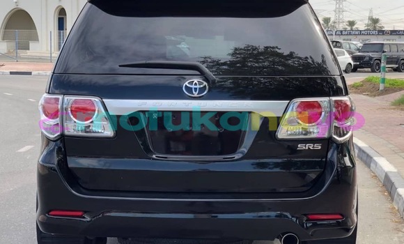 Acheter Neuf Voiture Toyota Fortuner Noir à Kinshasa, Kinshasa Acheter Neuf Voiture Toyota Fortuner Noir à Kinshasa, Kinshasa