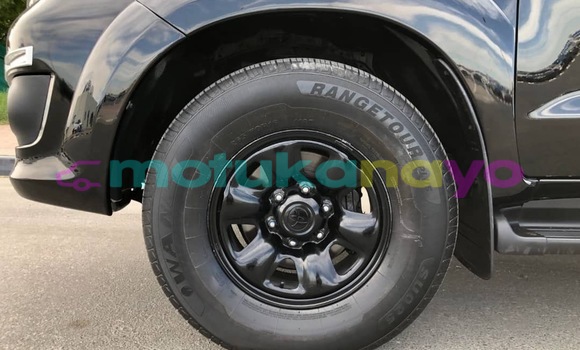 Acheter Neuf Voiture Toyota Fortuner Noir à Kinshasa, Kinshasa Acheter Neuf Voiture Toyota Fortuner Noir à Kinshasa, Kinshasa