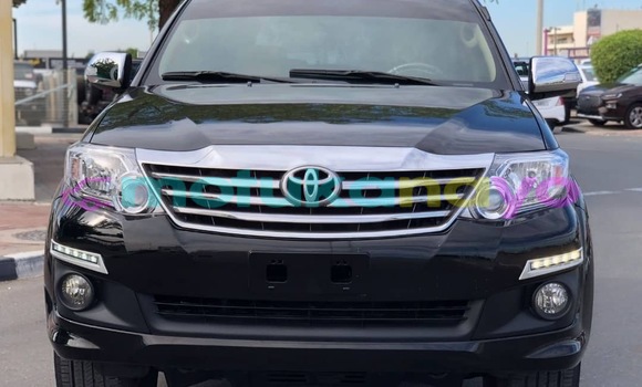 Acheter Neuf Voiture Toyota Fortuner Noir à Kinshasa, Kinshasa Acheter Neuf Voiture Toyota Fortuner Noir à Kinshasa, Kinshasa