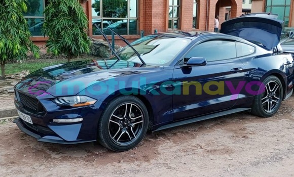 Acheter Occasion Voiture Ford Mustang Bleu à Kinshasa, Kinshasa Acheter Occasion Voiture Ford Mustang Bleu à Kinshasa, Kinshasa