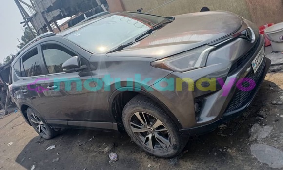 Acheter Neuf Voiture Toyota RAV4 Gris à Kinshasa, Kinshasa Acheter Neuf Voiture Toyota RAV4 Gris à Kinshasa, Kinshasa