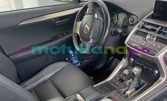 Acheter Occasion Voiture Lexus RX 300 Gris à Kinshasa, Kinshasa Acheter Occasion Voiture Lexus RX 300 Gris à Kinshasa, Kinshasa