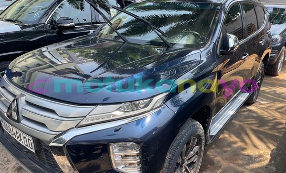 Acheter Neuf Voiture Mitsubishi Montero Noir à Kinshasa, Kinshasa Acheter Neuf Voiture Mitsubishi Montero Noir à Kinshasa, Kinshasa