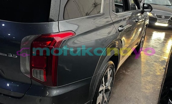 Buy Used Hyundai i20 Silver Car in Kinshasa in Kinshasa Buy Used Hyundai i20 Silver Car in Kinshasa in Kinshasa