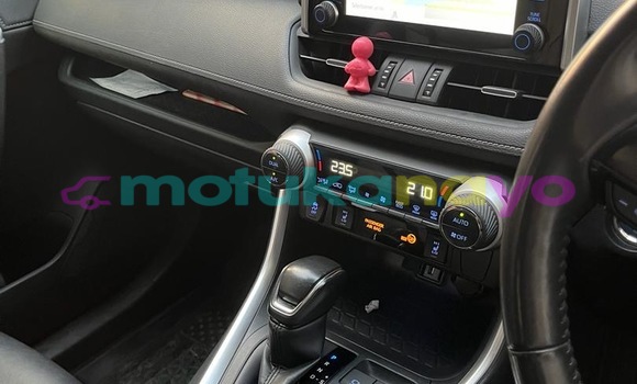 Acheter Occasion Voiture Toyota RAV4 Blanc à Kinshasa, Kinshasa Acheter Occasion Voiture Toyota RAV4 Blanc à Kinshasa, Kinshasa