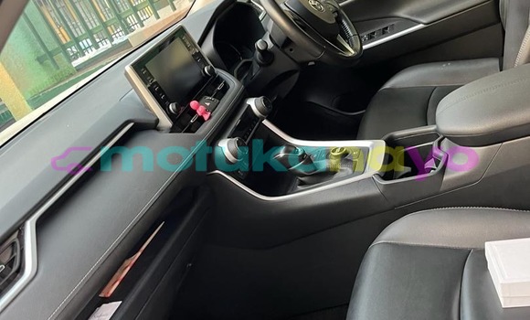 Acheter Occasion Voiture Toyota RAV4 Blanc à Kinshasa, Kinshasa Acheter Occasion Voiture Toyota RAV4 Blanc à Kinshasa, Kinshasa