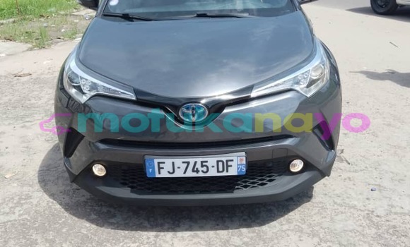 Buy Used Toyota Carina Silver Car in Kinshasa in Kinshasa