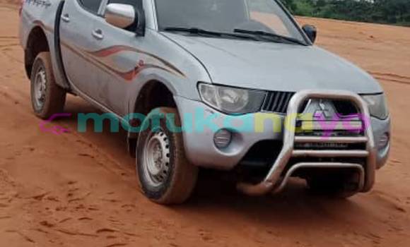 Acheter Occasion Voiture Mitsubishi Pistachio Noir à Bandundu, Bandundu Acheter Occasion Voiture Mitsubishi Pistachio Noir à Bandundu, Bandundu