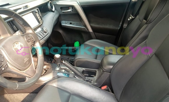 Acheter Occasion Voiture Toyota RAV4 Gris à Kinshasa, Kinshasa Acheter Occasion Voiture Toyota RAV4 Gris à Kinshasa, Kinshasa