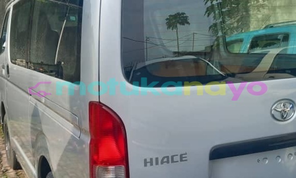Acheter Occasion Voiture Toyota Hiace Gris à Kinshasa, Kinshasa Acheter Occasion Voiture Toyota Hiace Gris à Kinshasa, Kinshasa