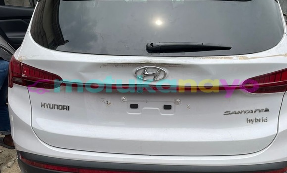 Acheter Occasion Voiture Hyundai Santa Fe Blanc à Kinshasa, Kinshasa Acheter Occasion Voiture Hyundai Santa Fe Blanc à Kinshasa, Kinshasa