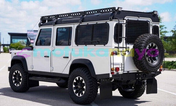 Buy Used Land Rover Defender White Car in Kinshasa in Kinshasa Buy Used Land Rover Defender White Car in Kinshasa in Kinshasa