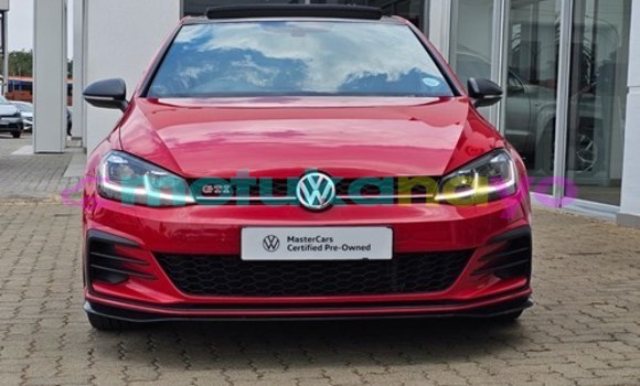 Buy Used Volkswagen Golf GTI Red Car in Kinshasa in Kinshasa Buy Used Volkswagen Golf GTI Red Car in Kinshasa in Kinshasa