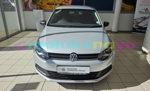 Buy Used Volkswagen Golf GTI Red Car in Kinshasa in Kinshasa Buy Used Volkswagen Golf GTI Red Car in Kinshasa in Kinshasa