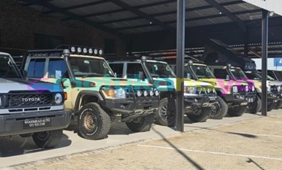 Buy Used Toyota Land Cruiser White Car in Kinshasa in Kinshasa Buy Used Toyota Land Cruiser White Car in Kinshasa in Kinshasa