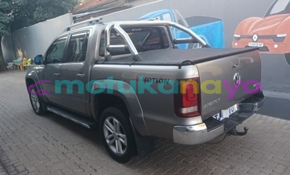 Buy Used Volkswagen Amarok Blue Car in Lubumbashi in Katanga Buy Used Volkswagen Amarok Blue Car in Lubumbashi in Katanga