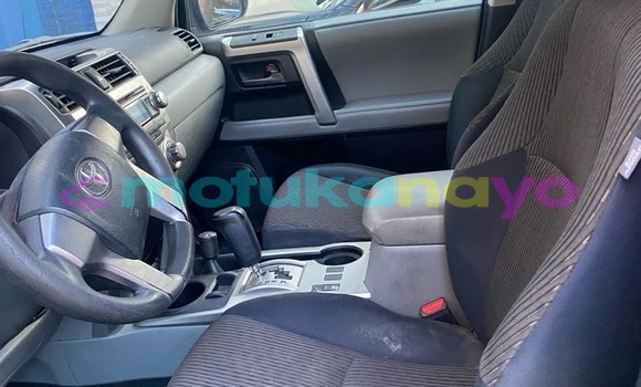 Acheter Neuf Voiture Toyota 4Runner Noir à Kinshasa, Kinshasa Acheter Neuf Voiture Toyota 4Runner Noir à Kinshasa, Kinshasa