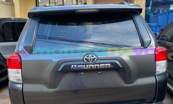 Acheter Neuf Voiture Toyota 4Runner Noir à Kinshasa, Kinshasa Acheter Neuf Voiture Toyota 4Runner Noir à Kinshasa, Kinshasa