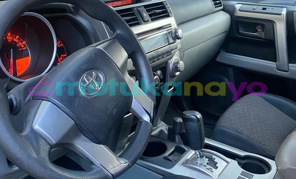 Acheter Neuf Voiture Toyota 4Runner Noir à Kinshasa, Kinshasa Acheter Neuf Voiture Toyota 4Runner Noir à Kinshasa, Kinshasa