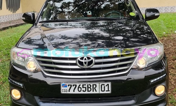 Acheter Occasion Voiture Toyota Fortuner Noir à Kinshasa, Kinshasa Acheter Occasion Voiture Toyota Fortuner Noir à Kinshasa, Kinshasa