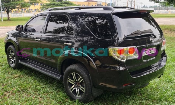 Acheter Occasion Voiture Toyota Fortuner Noir à Kinshasa, Kinshasa Acheter Occasion Voiture Toyota Fortuner Noir à Kinshasa, Kinshasa