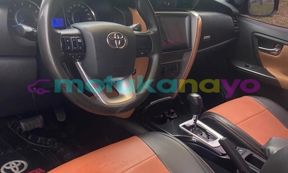 Acheter Occasion Voiture Toyota Land Cruiser Gris à Kinshasa, Kinshasa Acheter Occasion Voiture Toyota Land Cruiser Gris à Kinshasa, Kinshasa