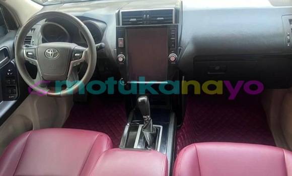 Acheter Occasion Voiture Toyota Land Cruiser Prado Noir à Kinshasa, Kinshasa Acheter Occasion Voiture Toyota Land Cruiser Prado Noir à Kinshasa, Kinshasa