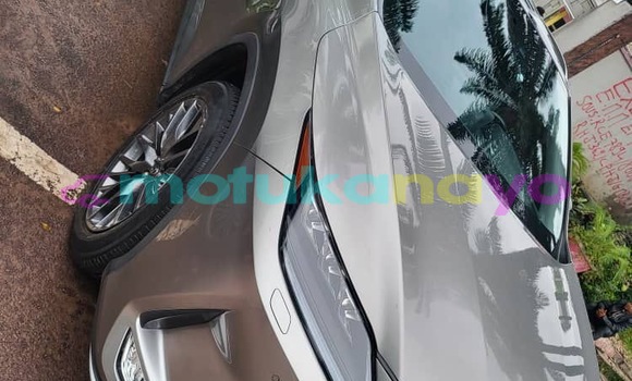 Acheter Occasion Voiture Lexus RX 350 Bleu à Kinshasa, Kinshasa Acheter Occasion Voiture Lexus RX 350 Bleu à Kinshasa, Kinshasa
