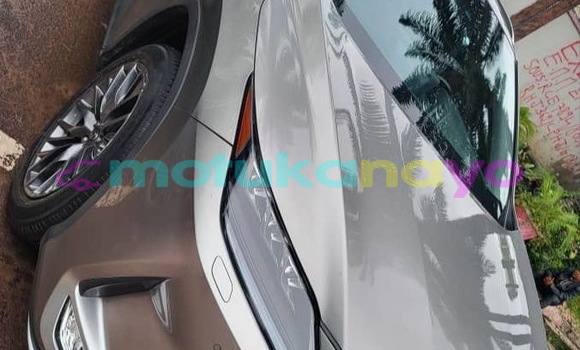 Acheter Neuf Voiture Lexus RX 350 Beige à Kinshasa, Kinshasa Acheter Neuf Voiture Lexus RX 350 Beige à Kinshasa, Kinshasa