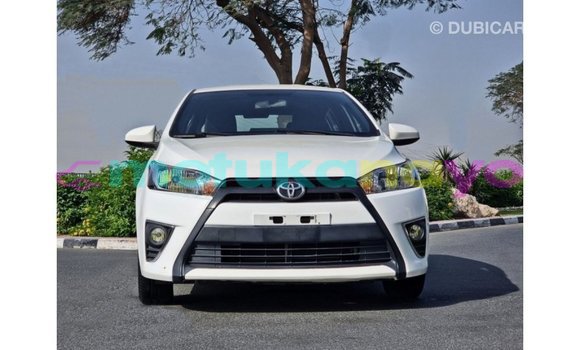 Buy Import Toyota Yaris White Car in Import - Dubai in Bandundu Buy Import Toyota Yaris White Car in Import - Dubai in Bandundu